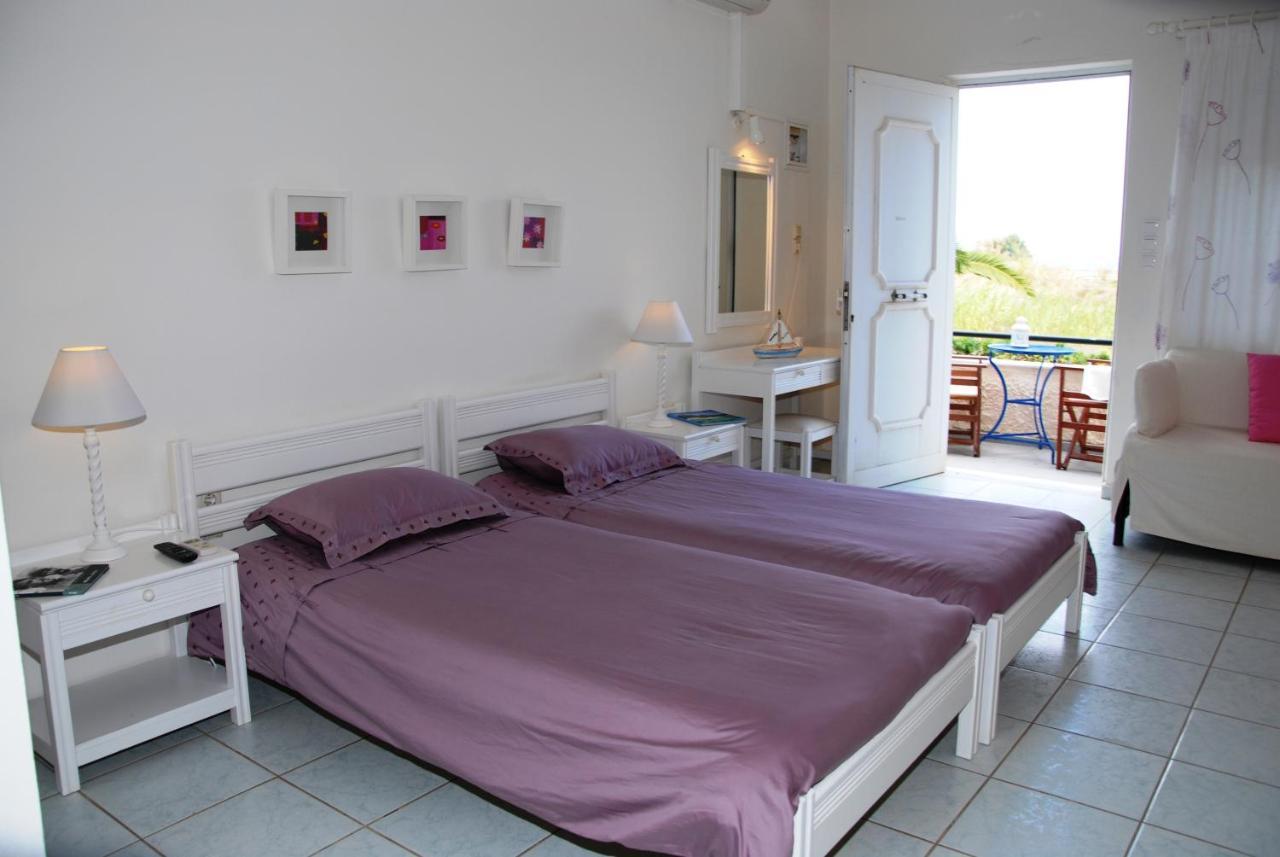 Villa Fleria Seaside Studios & Apts Gerani  Eksteriør bilde