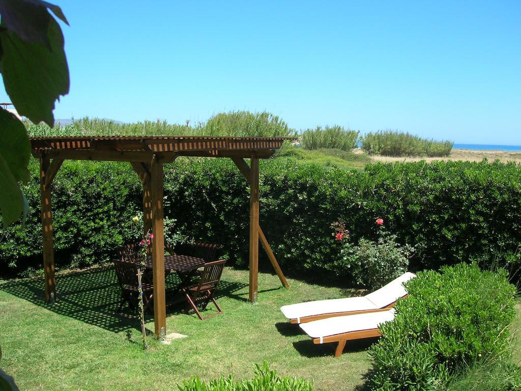 Villa Fleria Seaside Studios & Apts Gerani  Rom bilde